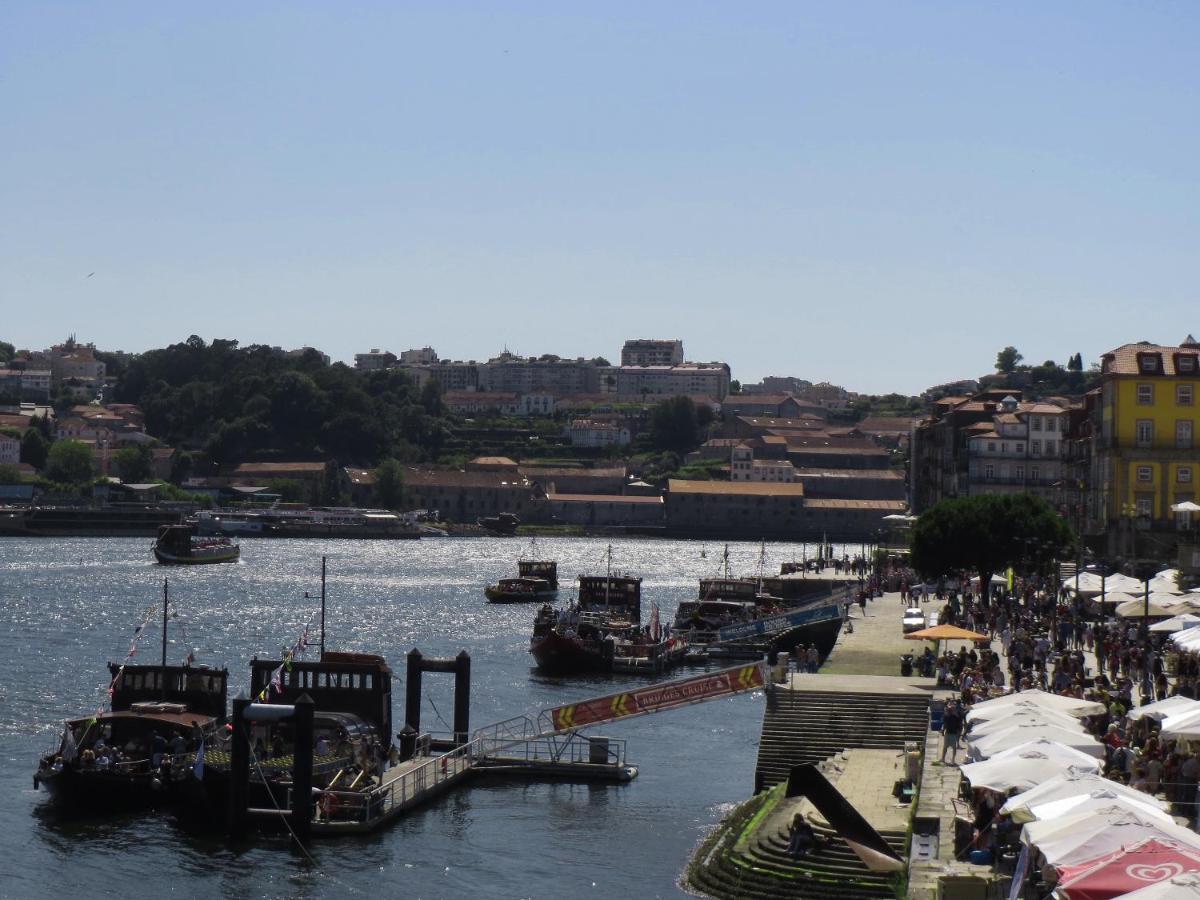 Porto National Theatre Trendy Houses Exterior photo